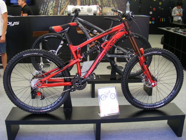 Eurobike2015_Dartmoor_booth_Roots_Red_Devil_and_Roots_Black_Angel_bikes
