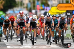 Tour de France 2020 - 107th Edition - 1st stage Nice - Nice 156 km - 29/08/2020 - Alexander Kristoff (NOR - UAE - Team Emirates) - Peter Sagan (SVK - Bora - Hansgrohe) - Mads Pedersen (DEN - Trek - Segafredo) - Giacomo Nizzolo (ITA - NTT Pro Cycling) - Cees Bol (NED - Team Sunweb) - photo POOL Vincent Kalut/PN/BettiniPhoto�2020