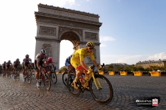Tour de France 2020 - 107th Edition - 21th stage Mantes-la-Jolie - Paris 122 km - 20/09/2020 - Tadej Pogacar (SLO - UAE - Team Emirates) - photo Luca Bettini/BettiniPhoto©2020